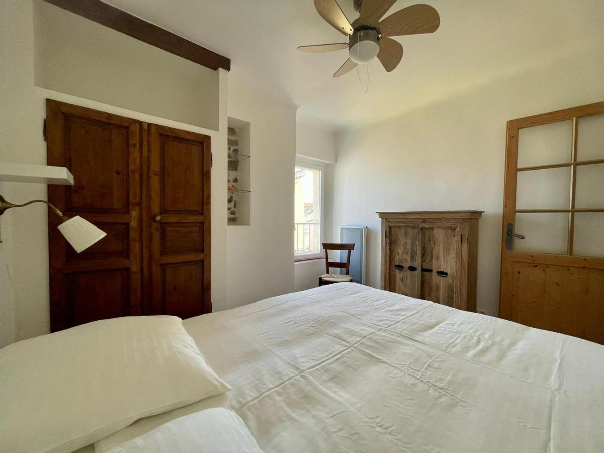 La Maison de Lily, cosy dans le Vieux-Hyères, parking gratuit Extérieur photo